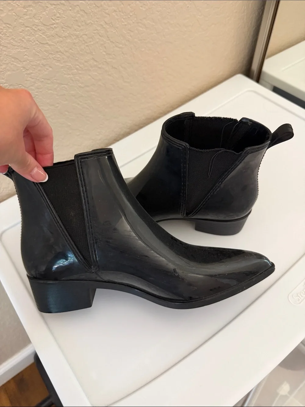 Women's Black Pointed Toe Rain Boots